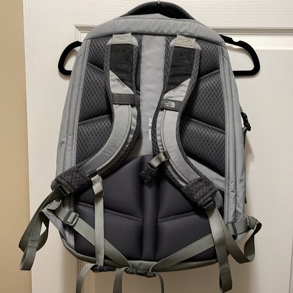 North Face Surge Backpack - Picture 2 of 3